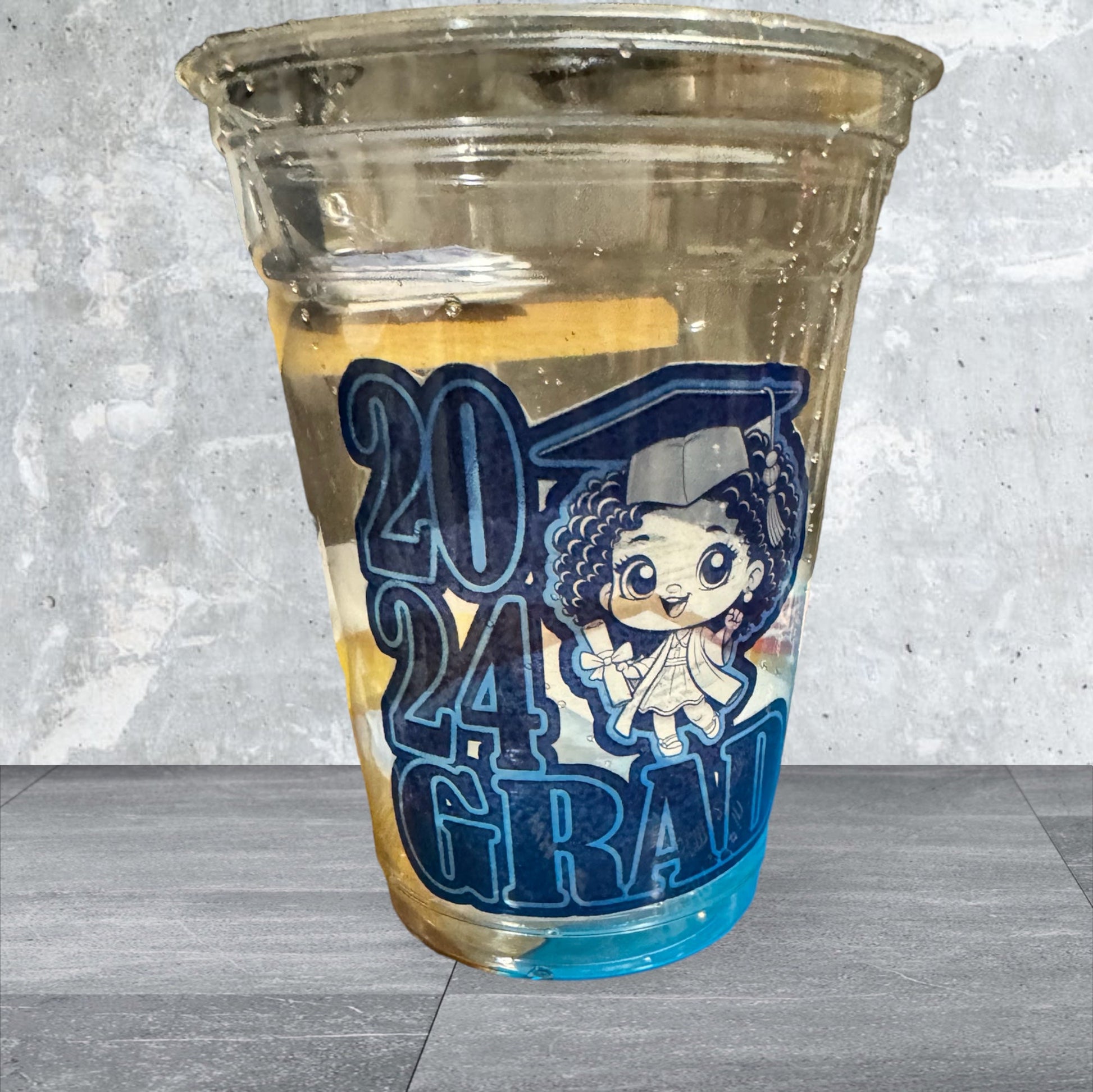 Decorative 2024 Girl Colorful Graduation II Plastic Cups - With Lids - Kia Lui Media